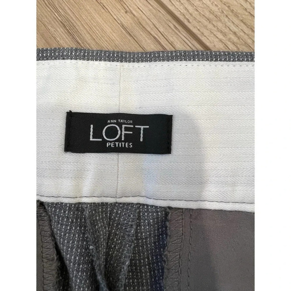 Ann Taylor loft Petite Straight Leg Pintucked Pants - Picture 4 of 6